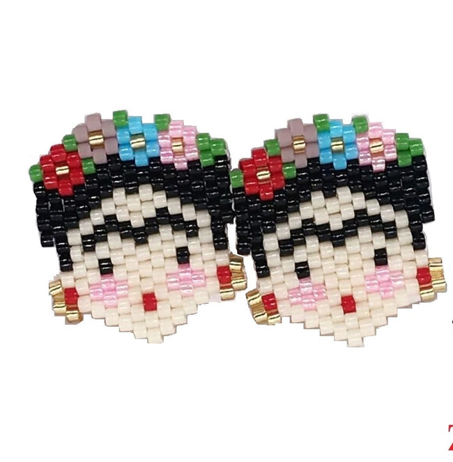 Frida Miyuki Stud Earrings