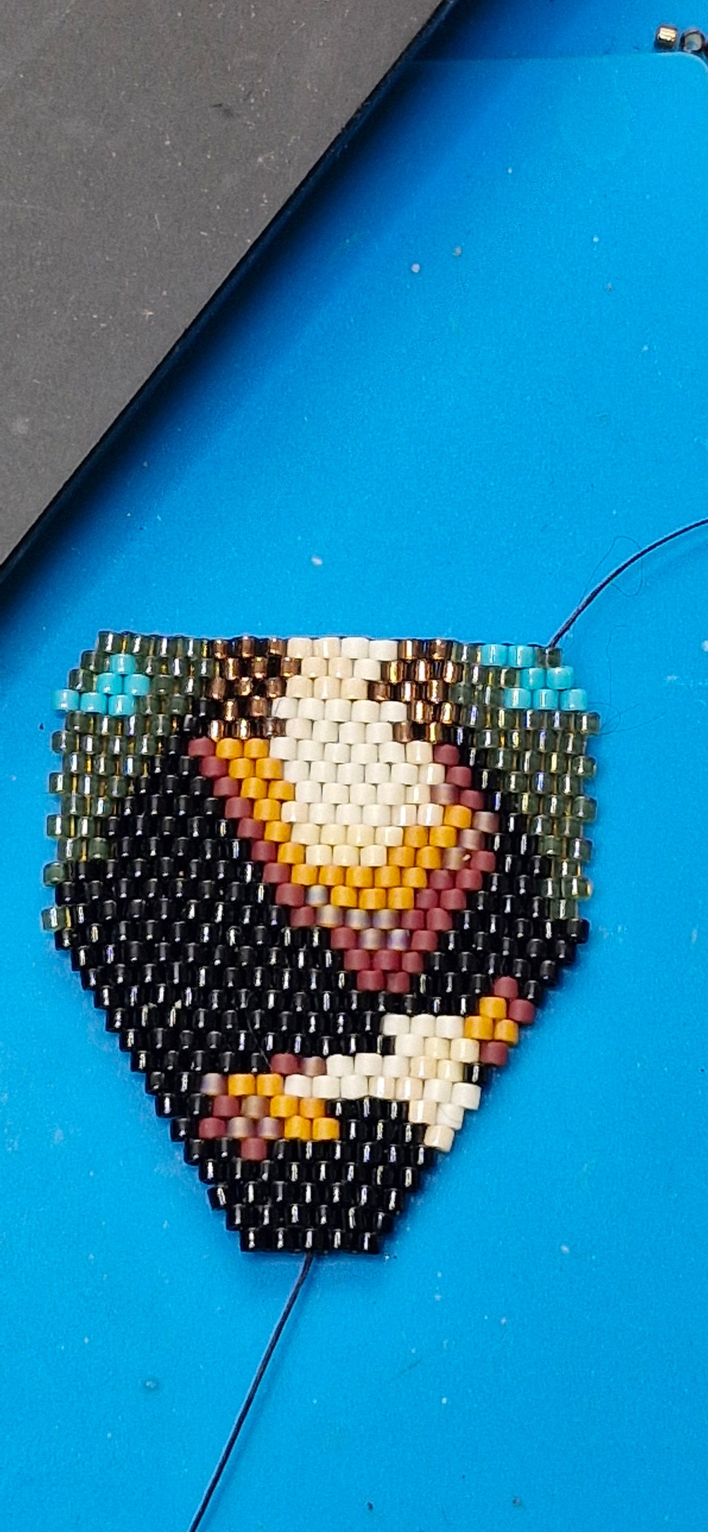 The Mona Lisa hand-woven with Miyuki crystals