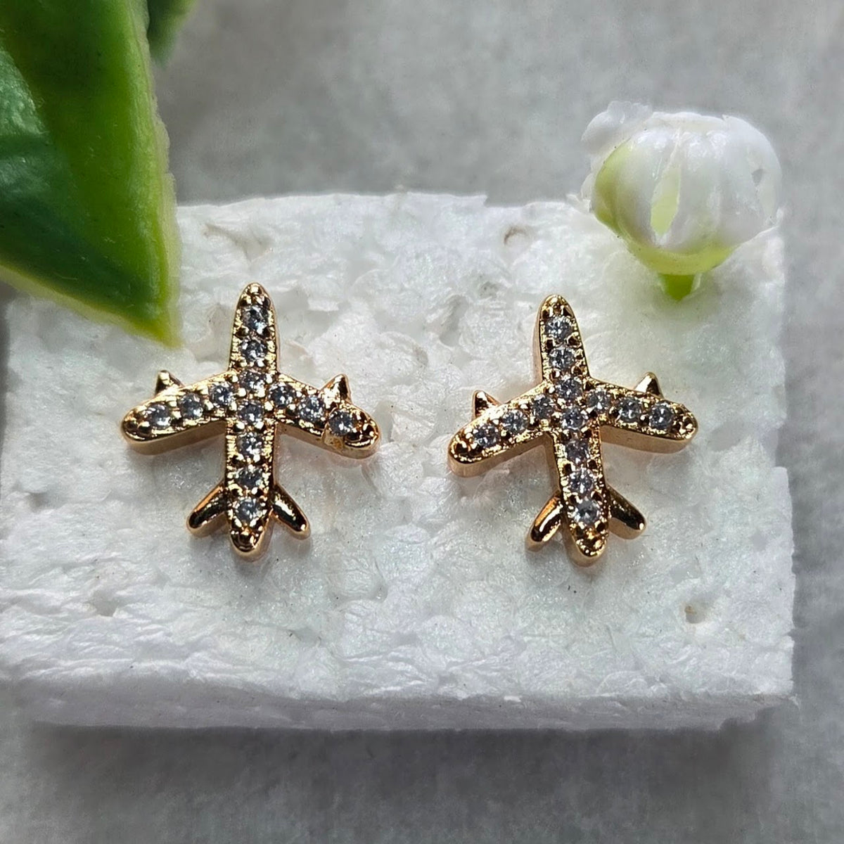 Solitaire Steel Stud Earrings — Design 4